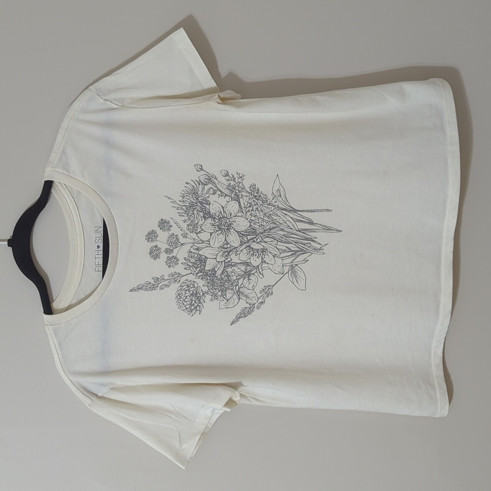 Fifth Sun Women's Flower Bouquet Graphic Tee Size XL